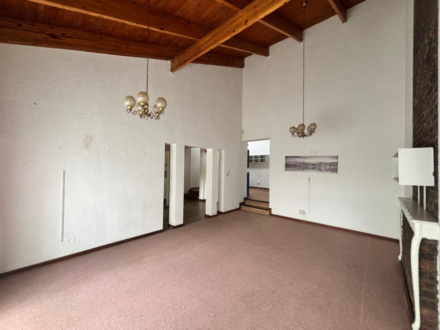 4 Bedroom Property for Sale in Van Der Hoff Park North West